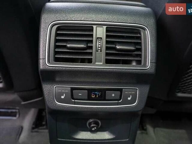 Черный Ауди Ку 5, объемом двигателя 1.98 л и пробегом 142 тыс. км за 19000 $, фото 14 на Automoto.ua