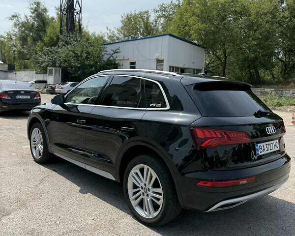 Черный Ауди Ку 5, объемом двигателя 1.98 л и пробегом 121 тыс. км за 26000 $, фото 7 на Automoto.ua