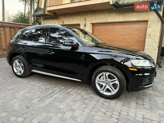 Чорний Ауді Ку 5, об'ємом двигуна 2 л та пробігом 95 тис. км за 20900 $, фото 28 на Automoto.ua