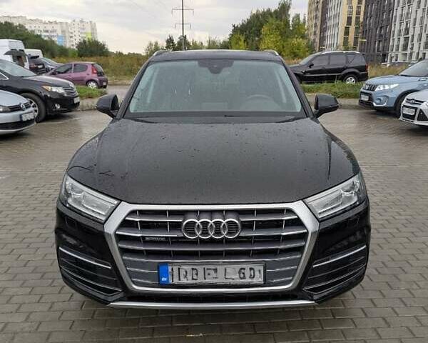 Черный Ауди Ку 5, объемом двигателя 1.98 л и пробегом 74 тыс. км за 28500 $, фото 1 на Automoto.ua