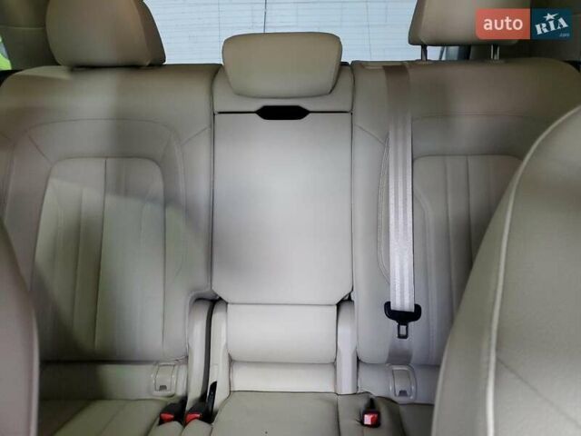 Чорний Ауді Ку 5, об'ємом двигуна 1.98 л та пробігом 152 тис. км за 6000 $, фото 9 на Automoto.ua