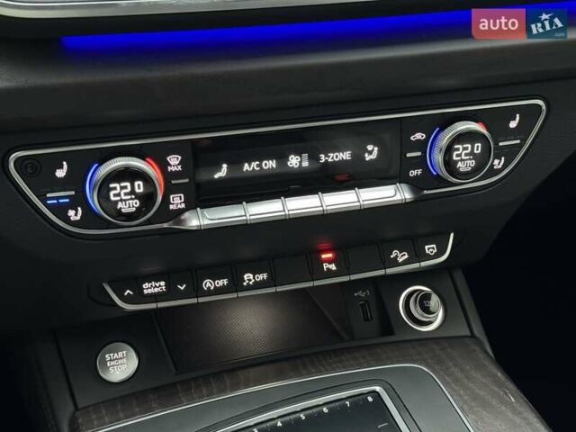 Черный Ауди Ку 5, объемом двигателя 1.98 л и пробегом 61 тыс. км за 29500 $, фото 20 на Automoto.ua