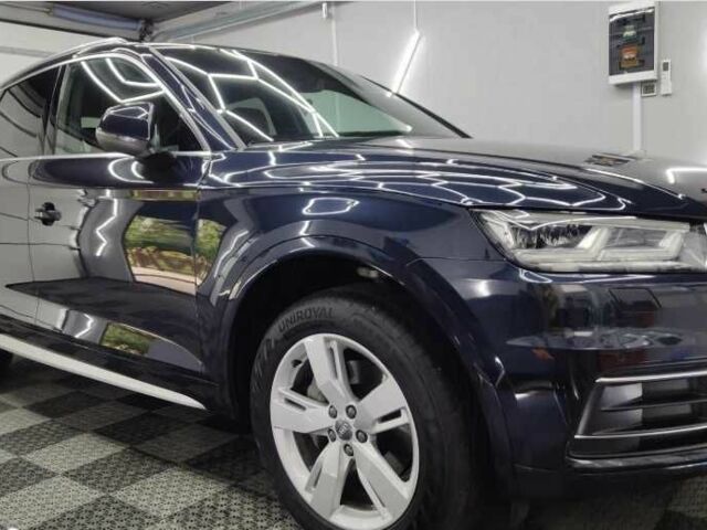 Черный Ауди Ку 5, объемом двигателя 2 л и пробегом 70 тыс. км за 14650 $, фото 3 на Automoto.ua