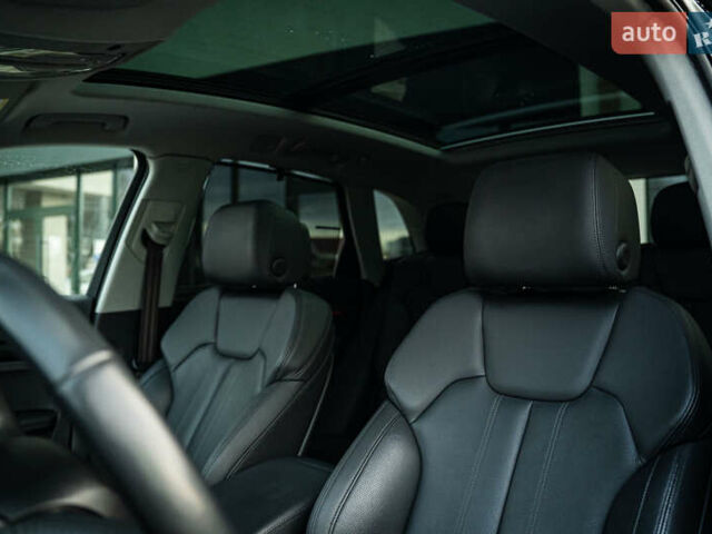 Черный Ауди Ку 5, объемом двигателя 1.98 л и пробегом 87 тыс. км за 28800 $, фото 14 на Automoto.ua