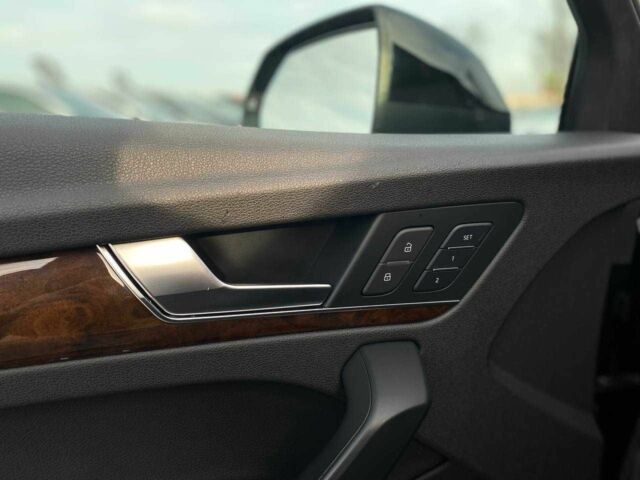 Черный Ауди Ку 5, объемом двигателя 2 л и пробегом 148 тыс. км за 23990 $, фото 8 на Automoto.ua