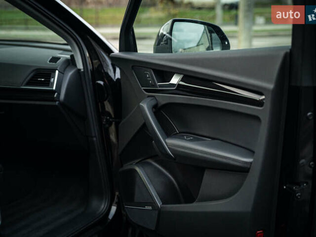 Черный Ауди Ку 5, объемом двигателя 1.98 л и пробегом 87 тыс. км за 28800 $, фото 19 на Automoto.ua