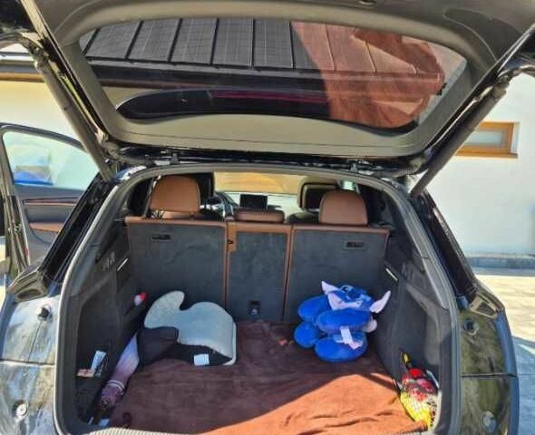 Черный Ауди Ку 5, объемом двигателя 2 л и пробегом 129 тыс. км за 14000 $, фото 6 на Automoto.ua