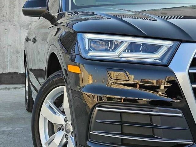 Ауди Ку 5 2018 в Василькове на Automoto.ua Черный Ауди Ку 5, объемом двигателя 2 л и пробегом 94 тыс. км за 18200 $, фото 2 на Automoto.ua