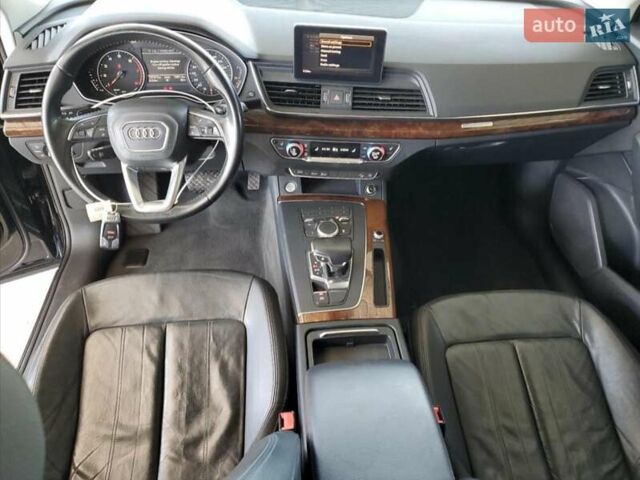 Черный Ауди Ку 5, объемом двигателя 1.98 л и пробегом 173 тыс. км за 14900 $, фото 7 на Automoto.ua