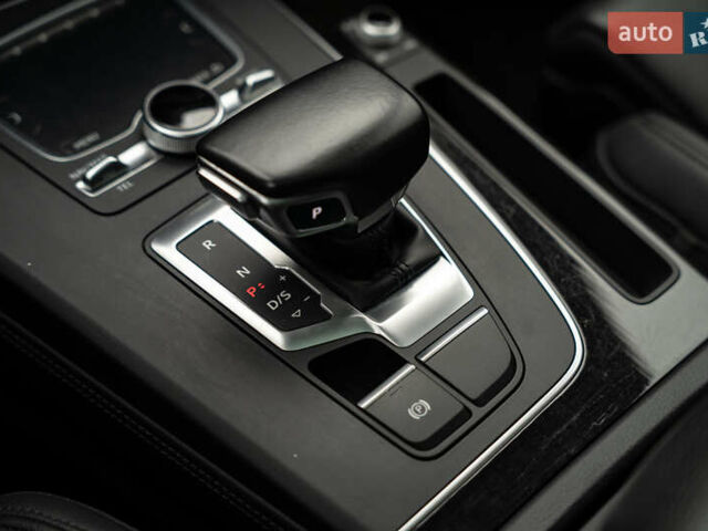 Черный Ауди Ку 5, объемом двигателя 1.98 л и пробегом 87 тыс. км за 28900 $, фото 41 на Automoto.ua