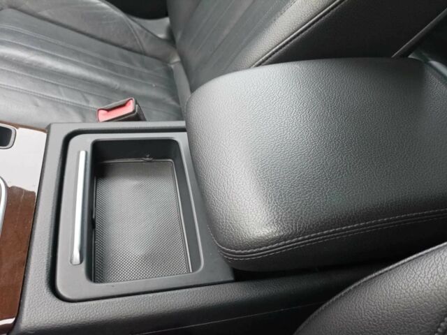 Черный Ауди Ку 5, объемом двигателя 2 л и пробегом 87 тыс. км за 17000 $, фото 19 на Automoto.ua