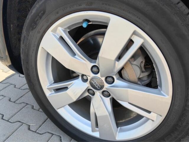 Черный Ауди Ку 5, объемом двигателя 2 л и пробегом 86 тыс. км за 14600 $, фото 9 на Automoto.ua