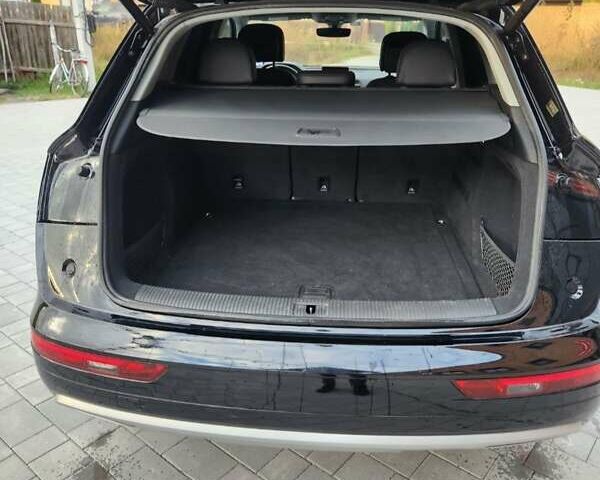 Черный Ауди Ку 5, объемом двигателя 1.98 л и пробегом 187 тыс. км за 19200 $, фото 3 на Automoto.ua