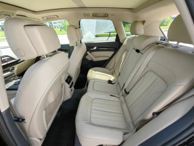 Черный Ауди Ку 5, объемом двигателя 2 л и пробегом 86 тыс. км за 14600 $, фото 1 на Automoto.ua