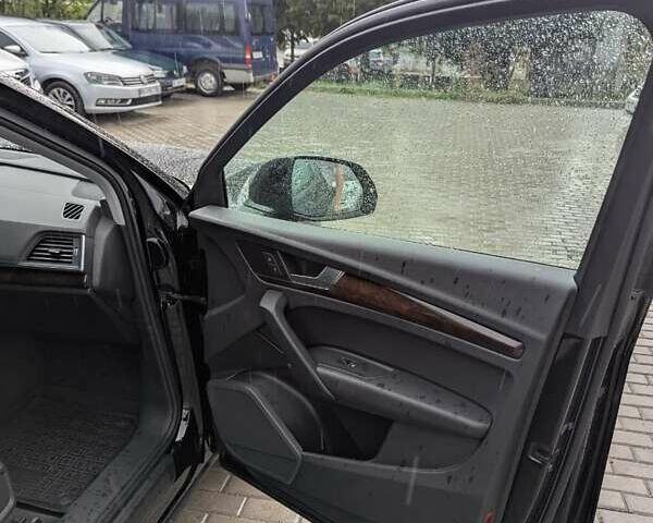 Черный Ауди Ку 5, объемом двигателя 1.98 л и пробегом 74 тыс. км за 28500 $, фото 9 на Automoto.ua