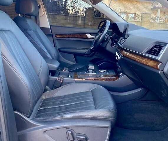 Черный Ауди Ку 5, объемом двигателя 2 л и пробегом 113 тыс. км за 17500 $, фото 5 на Automoto.ua