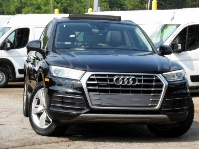 Чорний Ауді Ку 5, об'ємом двигуна 2 л та пробігом 42 тис. км за 14500 $, фото 1 на Automoto.ua