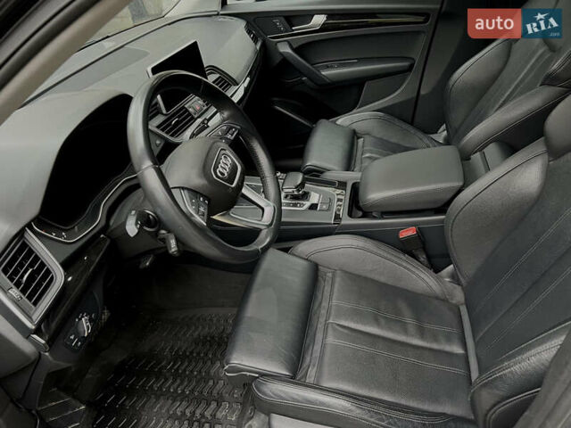 Черный Ауди Ку 5, объемом двигателя 1.98 л и пробегом 53 тыс. км за 32000 $, фото 13 на Automoto.ua