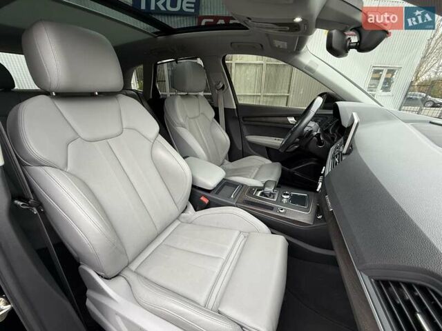 Черный Ауди Ку 5, объемом двигателя 1.98 л и пробегом 61 тыс. км за 28400 $, фото 28 на Automoto.ua