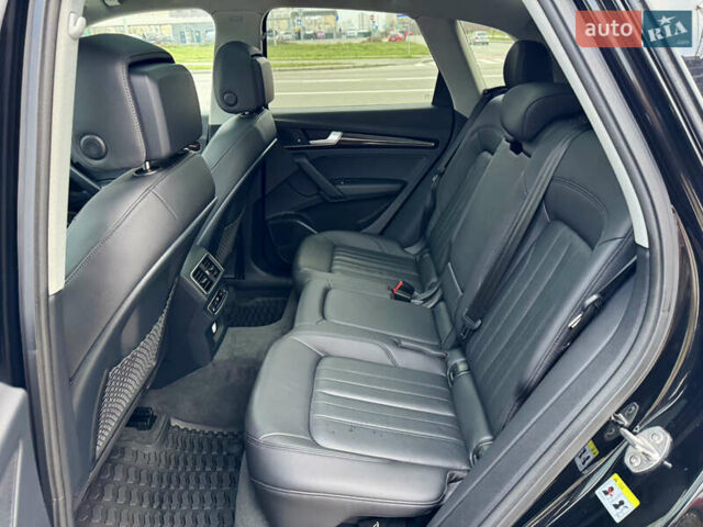 Чорний Ауді Ку 5, об'ємом двигуна 1.98 л та пробігом 125 тис. км за 24800 $, фото 37 на Automoto.ua