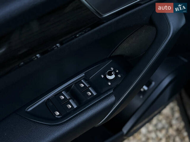 Черный Ауди Ку 5, объемом двигателя 1.98 л и пробегом 229 тыс. км за 17800 $, фото 12 на Automoto.ua