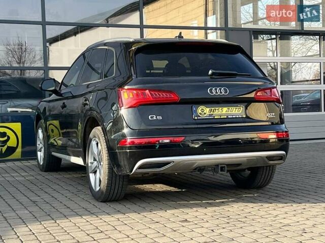 Черный Ауди Ку 5, объемом двигателя 1.98 л и пробегом 127 тыс. км за 24600 $, фото 4 на Automoto.ua