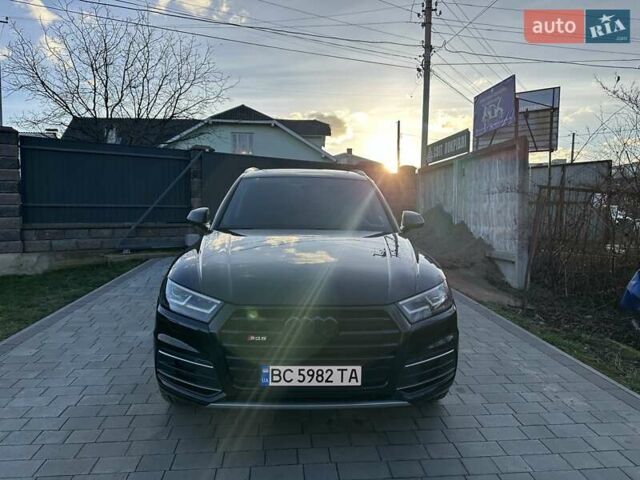 Черный Ауди Ку 5, объемом двигателя 1.98 л и пробегом 152 тыс. км за 24800 $, фото 4 на Automoto.ua