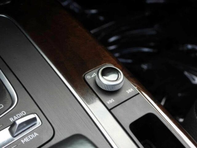 Чорний Ауді Ку 5, об'ємом двигуна 2 л та пробігом 42 тис. км за 14500 $, фото 13 на Automoto.ua