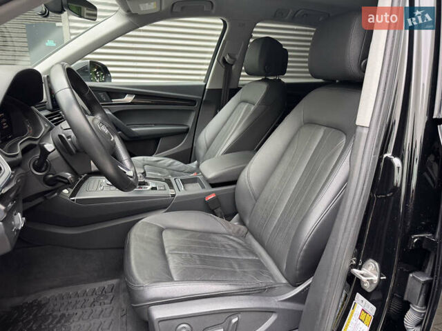 Чорний Ауді Ку 5, об'ємом двигуна 2 л та пробігом 75 тис. км за 24500 $, фото 27 на Automoto.ua