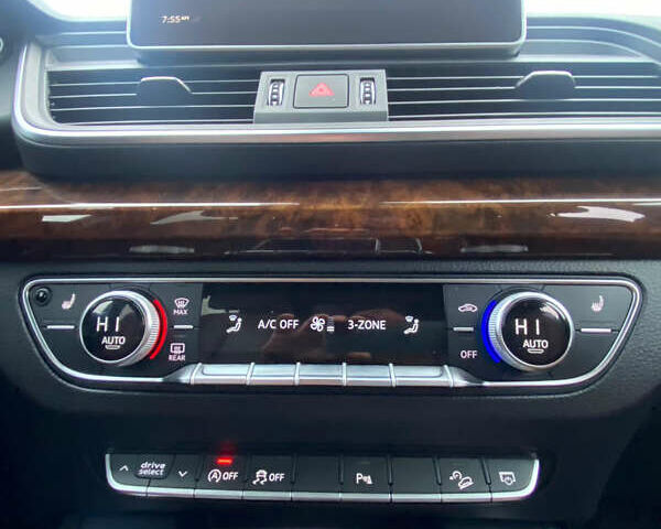 Чорний Ауді Ку 5, об'ємом двигуна 1.98 л та пробігом 266 тис. км за 20999 $, фото 26 на Automoto.ua