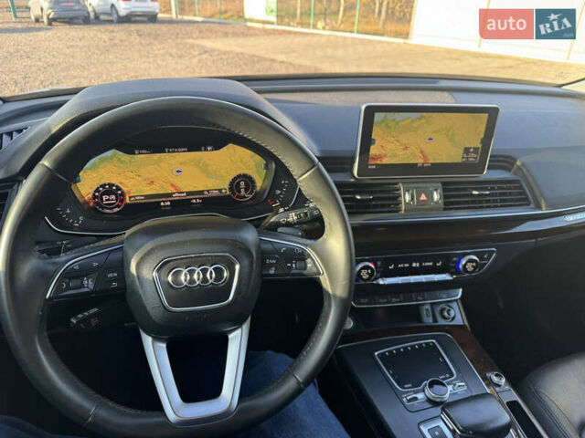 Чорний Ауді Ку 5, об'ємом двигуна 2 л та пробігом 151 тис. км за 23400 $, фото 26 на Automoto.ua