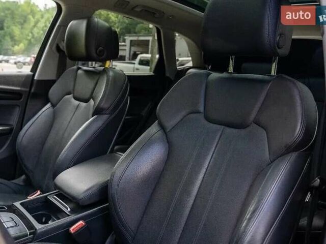 Черный Ауди Ку 5, объемом двигателя 1.98 л и пробегом 142 тыс. км за 19000 $, фото 10 на Automoto.ua