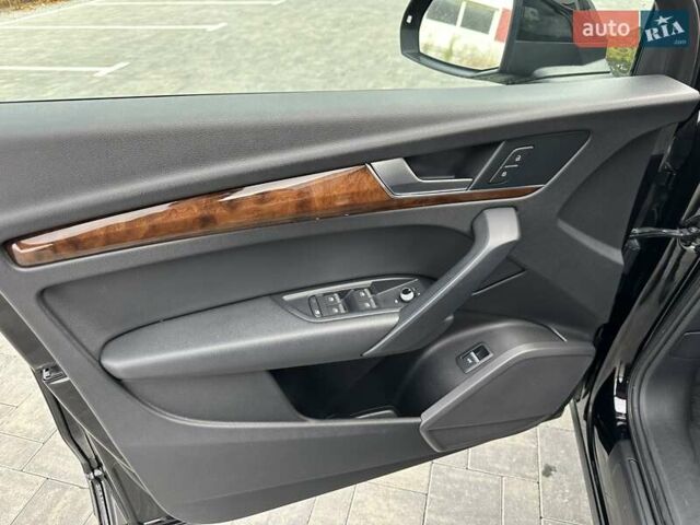 Черный Ауди Ку 5, объемом двигателя 0 л и пробегом 207 тыс. км за 18400 $, фото 37 на Automoto.ua