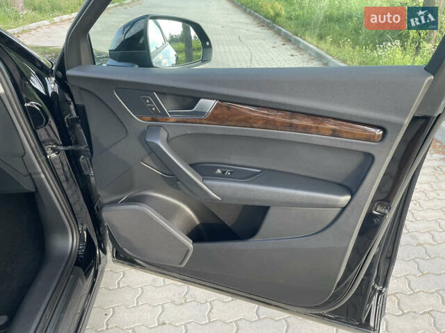 Черный Ауди Ку 5, объемом двигателя 1.98 л и пробегом 132 тыс. км за 23750 $, фото 39 на Automoto.ua