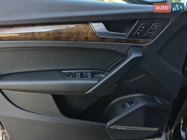 Черный Ауди Ку 5, объемом двигателя 2 л и пробегом 120 тыс. км за 24999 $, фото 27 на Automoto.ua