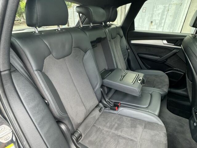 Черный Ауди Ку 5, объемом двигателя 3 л и пробегом 181 тыс. км за 27999 $, фото 4 на Automoto.ua