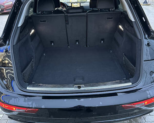 Черный Ауди Ку 5, объемом двигателя 1.98 л и пробегом 132 тыс. км за 23000 $, фото 12 на Automoto.ua