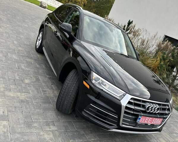 Черный Ауди Ку 5, объемом двигателя 0 л и пробегом 207 тыс. км за 18400 $, фото 1 на Automoto.ua