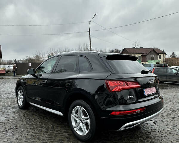 Черный Ауди Ку 5, объемом двигателя 2 л и пробегом 207 тыс. км за 18600 $, фото 3 на Automoto.ua