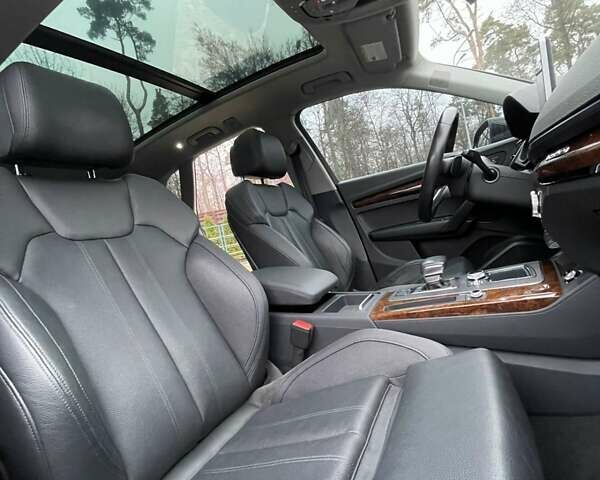 Чорний Ауді Ку 5, об'ємом двигуна 2 л та пробігом 65 тис. км за 29800 $, фото 19 на Automoto.ua