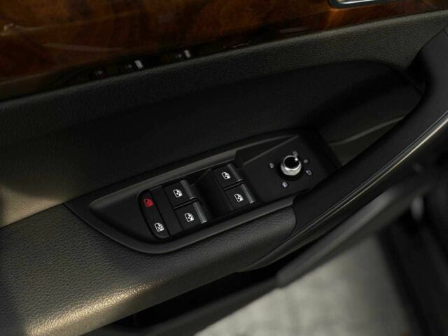 Черный Ауди Ку 5, объемом двигателя 2 л и пробегом 148 тыс. км за 23990 $, фото 9 на Automoto.ua