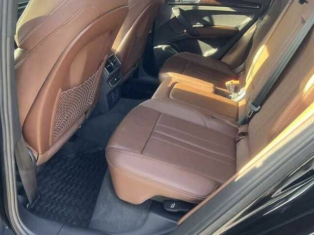 Черный Ауди Ку 5, объемом двигателя 2 л и пробегом 72 тыс. км за 17000 $, фото 11 на Automoto.ua