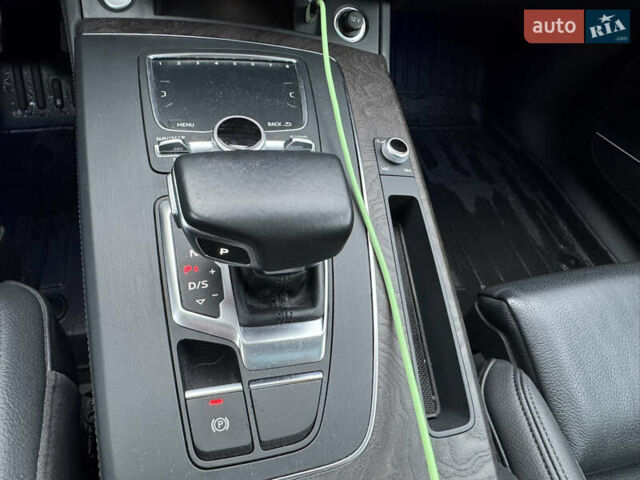 Чорний Ауді Ку 5, об'ємом двигуна 1.98 л та пробігом 128 тис. км за 26500 $, фото 32 на Automoto.ua