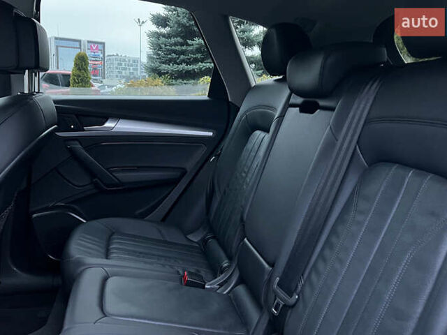 Черный Ауди Ку 5, объемом двигателя 1.98 л и пробегом 162 тыс. км за 20800 $, фото 25 на Automoto.ua