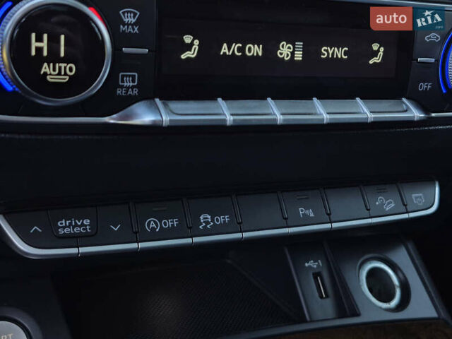 Черный Ауди Ку 5, объемом двигателя 2 л и пробегом 120 тыс. км за 24999 $, фото 40 на Automoto.ua