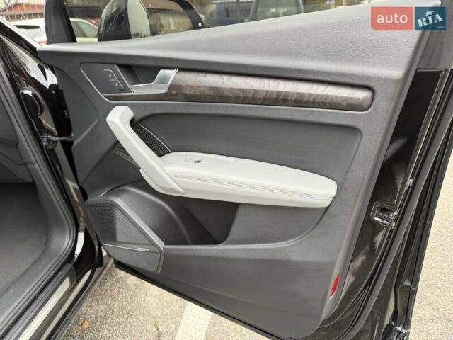 Черный Ауди Ку 5, объемом двигателя 1.98 л и пробегом 61 тыс. км за 28400 $, фото 26 на Automoto.ua