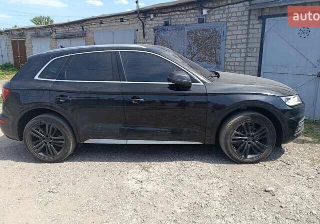 Черный Ауди Ку 5, объемом двигателя 2 л и пробегом 135 тыс. км за 27700 $, фото 45 на Automoto.ua