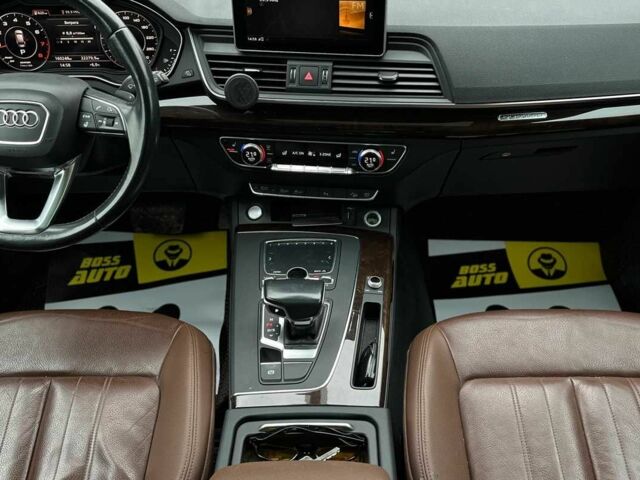 Черный Ауди Ку 5, объемом двигателя 2 л и пробегом 160 тыс. км за 26100 $, фото 10 на Automoto.ua