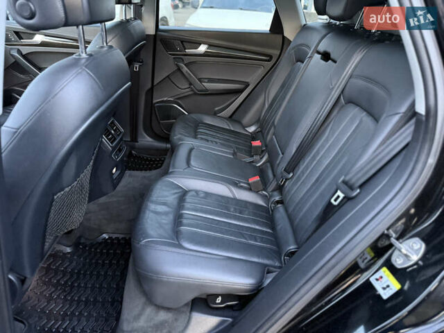 Черный Ауди Ку 5, объемом двигателя 1.98 л и пробегом 229 тыс. км за 17800 $, фото 15 на Automoto.ua