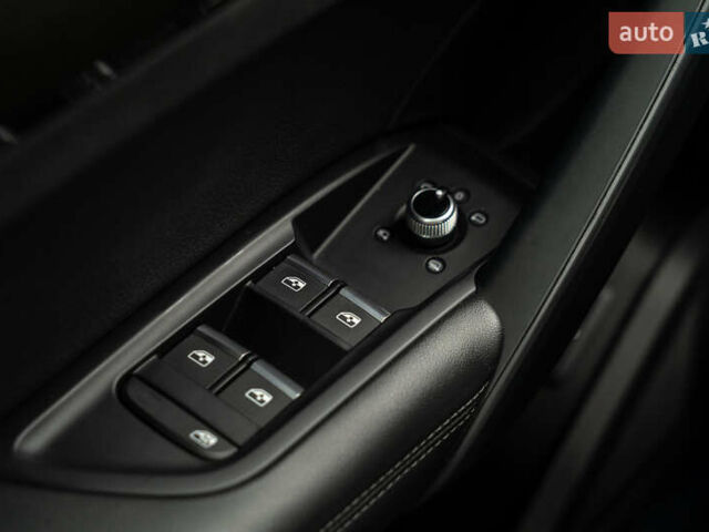 Черный Ауди Ку 5, объемом двигателя 1.98 л и пробегом 87 тыс. км за 28900 $, фото 20 на Automoto.ua